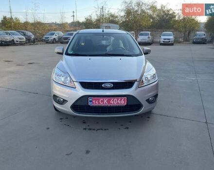 Серый Форд Фокус, объемом двигателя 1.6 л и пробегом 237 тыс. км за 5400 $, фото 5 на Automoto.ua