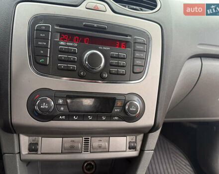 Сірий Форд Фокус, об'ємом двигуна 1.56 л та пробігом 187 тис. км за 5500 $, фото 13 на Automoto.ua