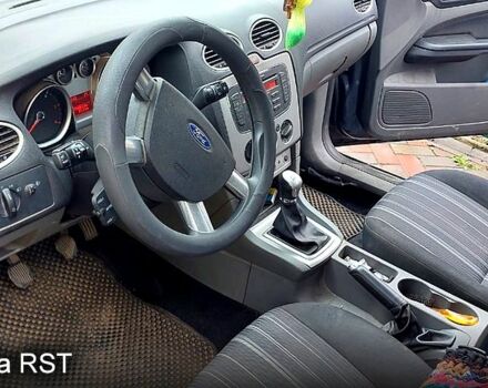 Серый Форд Фокус, объемом двигателя 1.8 л и пробегом 254 тыс. км за 4500 $, фото 12 на Automoto.ua