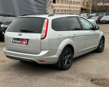 Серый Форд Фокус, объемом двигателя 1.6 л и пробегом 300 тыс. км за 5440 $, фото 5 на Automoto.ua