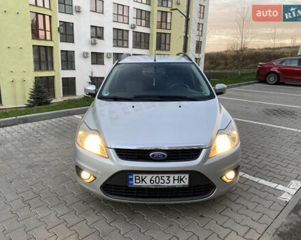 Серый Форд Фокус, объемом двигателя 1.56 л и пробегом 316 тыс. км за 4900 $, фото 2 на Automoto.ua