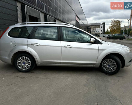 Сірий Форд Фокус, об'ємом двигуна 1.6 л та пробігом 240 тис. км за 5300 $, фото 4 на Automoto.ua