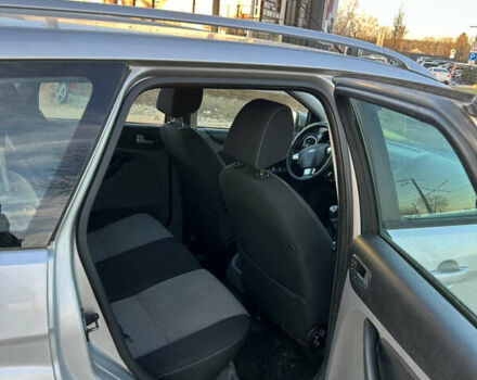 Серый Форд Фокус, объемом двигателя 1.56 л и пробегом 295 тыс. км за 5300 $, фото 5 на Automoto.ua