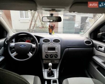Сірий Форд Фокус, об'ємом двигуна 1.56 л та пробігом 233 тис. км за 5500 $, фото 19 на Automoto.ua