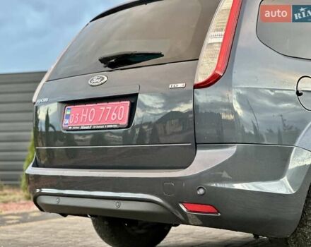 Серый Форд Фокус, объемом двигателя 1.6 л и пробегом 234 тыс. км за 6800 $, фото 40 на Automoto.ua