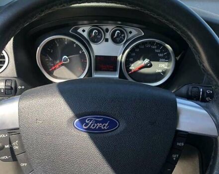Сірий Форд Фокус, об'ємом двигуна 1.6 л та пробігом 194 тис. км за 6000 $, фото 2 на Automoto.ua