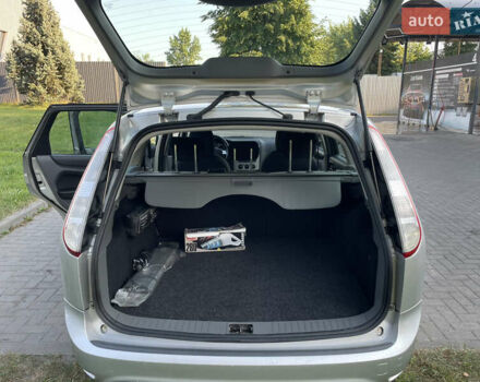 Серый Форд Фокус, объемом двигателя 1.56 л и пробегом 198 тыс. км за 6000 $, фото 14 на Automoto.ua