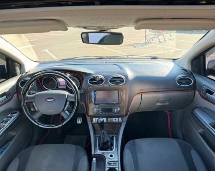 Серый Форд Фокус, объемом двигателя 1.6 л и пробегом 290 тыс. км за 5300 $, фото 6 на Automoto.ua