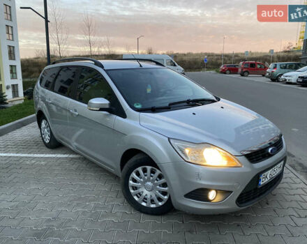 Серый Форд Фокус, объемом двигателя 1.56 л и пробегом 316 тыс. км за 4900 $, фото 4 на Automoto.ua