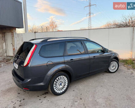 Серый Форд Фокус, объемом двигателя 1.6 л и пробегом 282 тыс. км за 5500 $, фото 21 на Automoto.ua