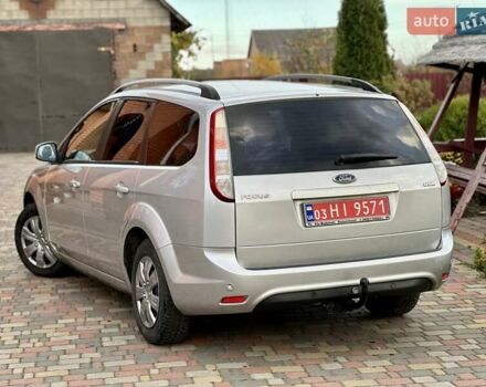 Серый Форд Фокус, объемом двигателя 1.6 л и пробегом 232 тыс. км за 6300 $, фото 12 на Automoto.ua