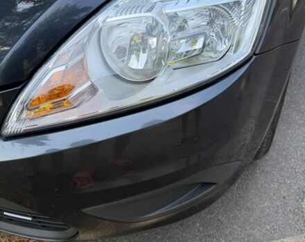 Серый Форд Фокус, объемом двигателя 1.6 л и пробегом 217 тыс. км за 6000 $, фото 3 на Automoto.ua