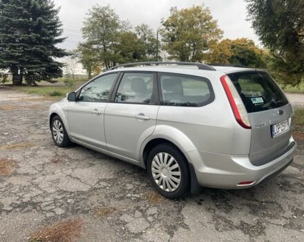 Серый Форд Фокус, объемом двигателя 1.8 л и пробегом 290 тыс. км за 3200 $, фото 5 на Automoto.ua