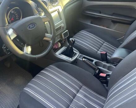 Сірий Форд Фокус, об'ємом двигуна 1.6 л та пробігом 295 тис. км за 5200 $, фото 11 на Automoto.ua