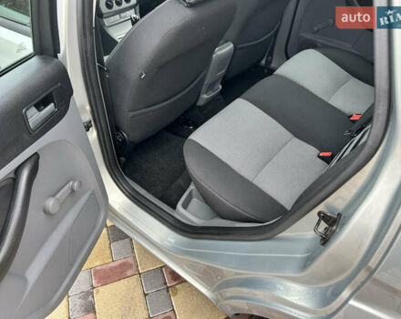 Сірий Форд Фокус, об'ємом двигуна 1.6 л та пробігом 200 тис. км за 5990 $, фото 24 на Automoto.ua