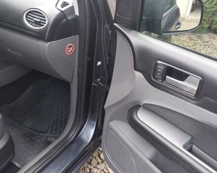 Серый Форд Фокус, объемом двигателя 1.56 л и пробегом 284 тыс. км за 4900 $, фото 8 на Automoto.ua