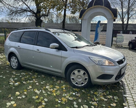 Форд Фокус 2010 в Коломые на Automoto.ua Серый Форд Фокус, объемом двигателя 1.6 л и пробегом 230 тыс. км за 5600 $, фото 2 на Automoto.ua