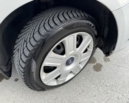 Серый Форд Фокус, объемом двигателя 1.6 л и пробегом 241 тыс. км за 6300 $, фото 20 на Automoto.ua