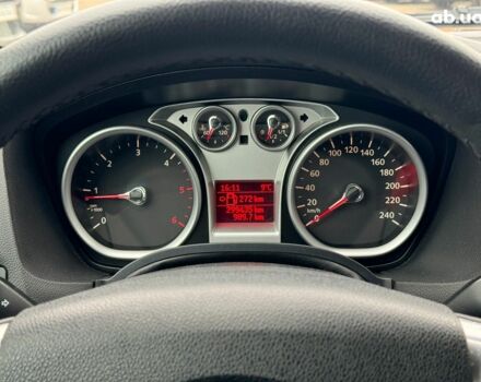 Серый Форд Фокус, объемом двигателя 1.6 л и пробегом 300 тыс. км за 5440 $, фото 25 на Automoto.ua