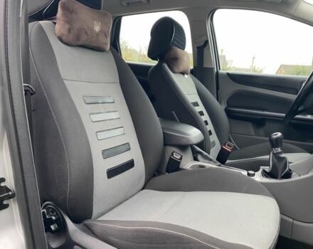 Серый Форд Фокус, объемом двигателя 1.6 л и пробегом 302 тыс. км за 5999 $, фото 18 на Automoto.ua