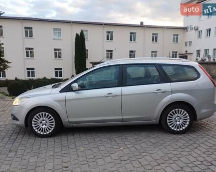 Серый Форд Фокус, объемом двигателя 1.6 л и пробегом 209 тыс. км за 4999 $, фото 1 на Automoto.ua