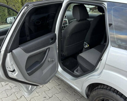 Серый Форд Фокус, объемом двигателя 1.56 л и пробегом 325 тыс. км за 5500 $, фото 8 на Automoto.ua