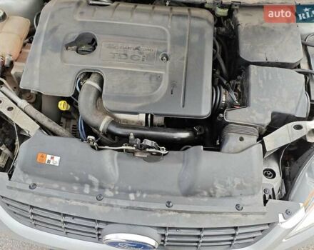 Серый Форд Фокус, объемом двигателя 1.6 л и пробегом 187 тыс. км за 5899 $, фото 9 на Automoto.ua