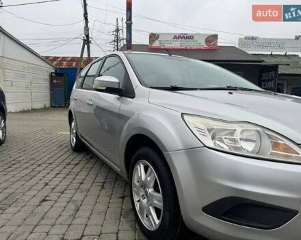 Серый Форд Фокус, объемом двигателя 1.6 л и пробегом 242 тыс. км за 4999 $, фото 1 на Automoto.ua