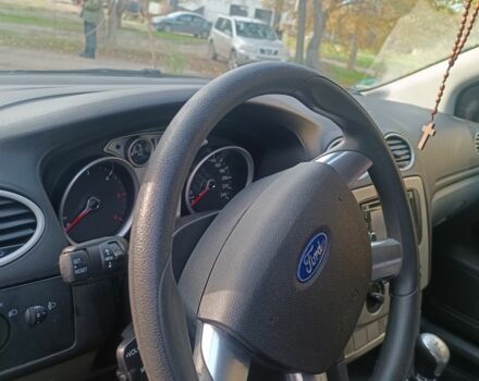 Серый Форд Фокус, объемом двигателя 1.6 л и пробегом 224 тыс. км за 6100 $, фото 11 на Automoto.ua