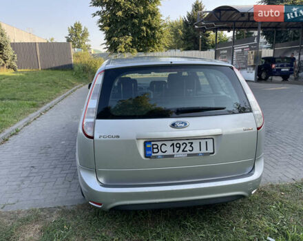 Серый Форд Фокус, объемом двигателя 1.56 л и пробегом 198 тыс. км за 6000 $, фото 2 на Automoto.ua