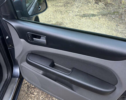 Сірий Форд Фокус, об'ємом двигуна 1.6 л та пробігом 260 тис. км за 5500 $, фото 17 на Automoto.ua