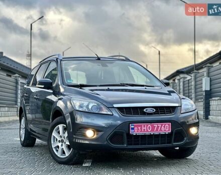 Серый Форд Фокус, объемом двигателя 1.6 л и пробегом 234 тыс. км за 6800 $, фото 2 на Automoto.ua