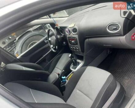 Серый Форд Фокус, объемом двигателя 1.6 л и пробегом 328 тыс. км за 5500 $, фото 2 на Automoto.ua