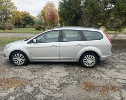 Серый Форд Фокус, объемом двигателя 1.8 л и пробегом 290 тыс. км за 3200 $, фото 6 на Automoto.ua