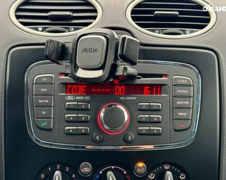 Серый Форд Фокус, объемом двигателя 1.6 л и пробегом 300 тыс. км за 5440 $, фото 26 на Automoto.ua