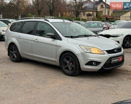 Сірий Форд Фокус, об'ємом двигуна 1.6 л та пробігом 300 тис. км за 5440 $, фото 2 на Automoto.ua