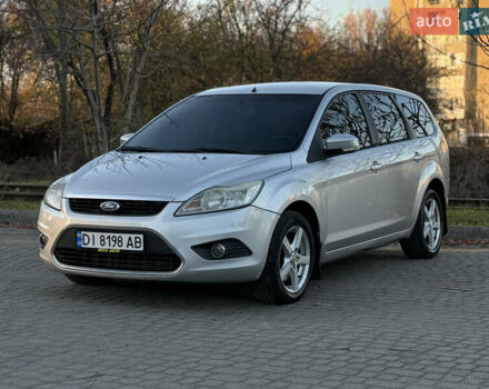 Серый Форд Фокус, объемом двигателя 1.8 л и пробегом 266 тыс. км за 5300 $, фото 2 на Automoto.ua