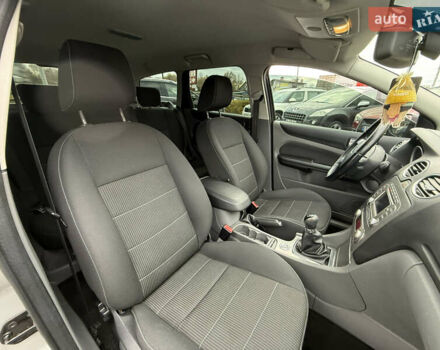 Сірий Форд Фокус, об'ємом двигуна 1.6 л та пробігом 251 тис. км за 6600 $, фото 27 на Automoto.ua