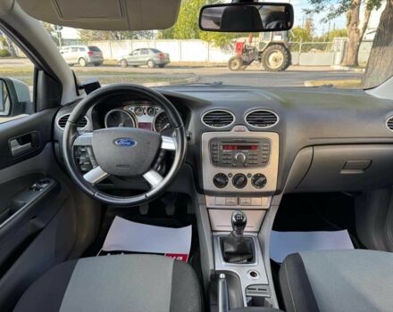 Сірий Форд Фокус, об'ємом двигуна 1.6 л та пробігом 300 тис. км за 5990 $, фото 12 на Automoto.ua