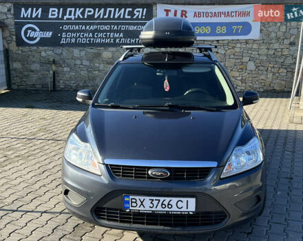 Серый Форд Фокус, объемом двигателя 1.6 л и пробегом 270 тыс. км за 5999 $, фото 2 на Automoto.ua