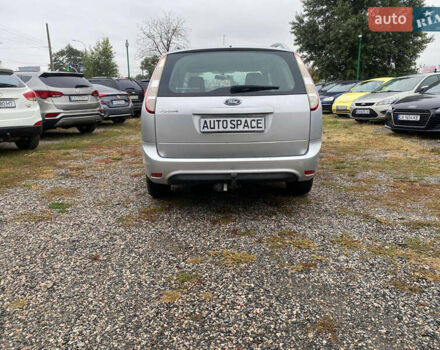 Серый Форд Фокус, объемом двигателя 1.6 л и пробегом 250 тыс. км за 5500 $, фото 5 на Automoto.ua