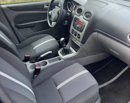 Сірий Форд Фокус, об'ємом двигуна 1.6 л та пробігом 260 тис. км за 5500 $, фото 16 на Automoto.ua