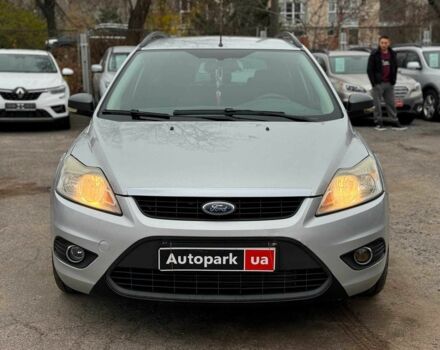 Сірий Форд Фокус, об'ємом двигуна 1.6 л та пробігом 300 тис. км за 5440 $, фото 1 на Automoto.ua