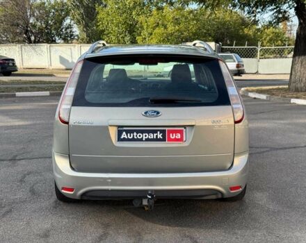 Сірий Форд Фокус, об'ємом двигуна 1.6 л та пробігом 300 тис. км за 5990 $, фото 3 на Automoto.ua