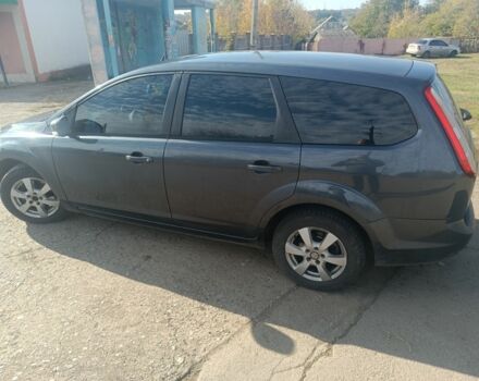 Серый Форд Фокус, объемом двигателя 1.6 л и пробегом 296 тыс. км за 5035 $, фото 5 на Automoto.ua