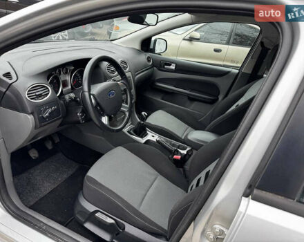 Сірий Форд Фокус, об'ємом двигуна 1.6 л та пробігом 188 тис. км за 5700 $, фото 8 на Automoto.ua