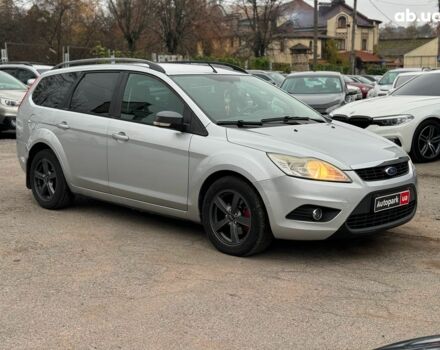 Серый Форд Фокус, объемом двигателя 1.6 л и пробегом 300 тыс. км за 5440 $, фото 2 на Automoto.ua