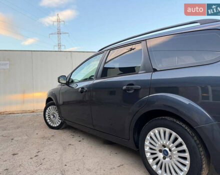 Серый Форд Фокус, объемом двигателя 1.6 л и пробегом 282 тыс. км за 5500 $, фото 30 на Automoto.ua