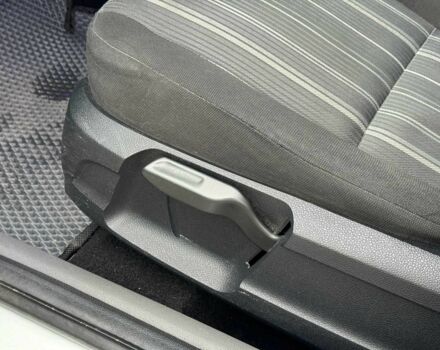 Сірий Форд Фокус, об'ємом двигуна 1.6 л та пробігом 300 тис. км за 5440 $, фото 13 на Automoto.ua