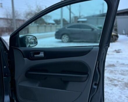 Сірий Форд Фокус, об'ємом двигуна 1.6 л та пробігом 217 тис. км за 5550 $, фото 22 на Automoto.ua